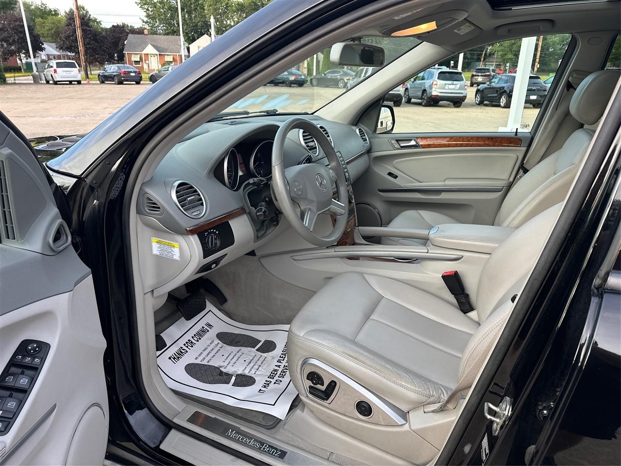 Mercedes-Benz GL-Class  2009