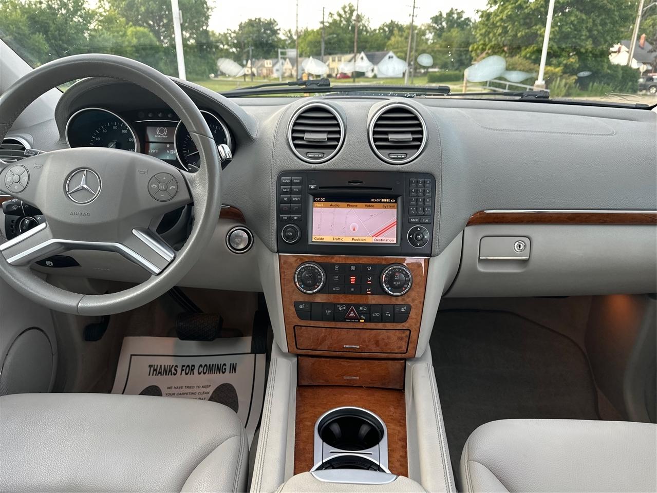 Mercedes-Benz GL-Class  2009