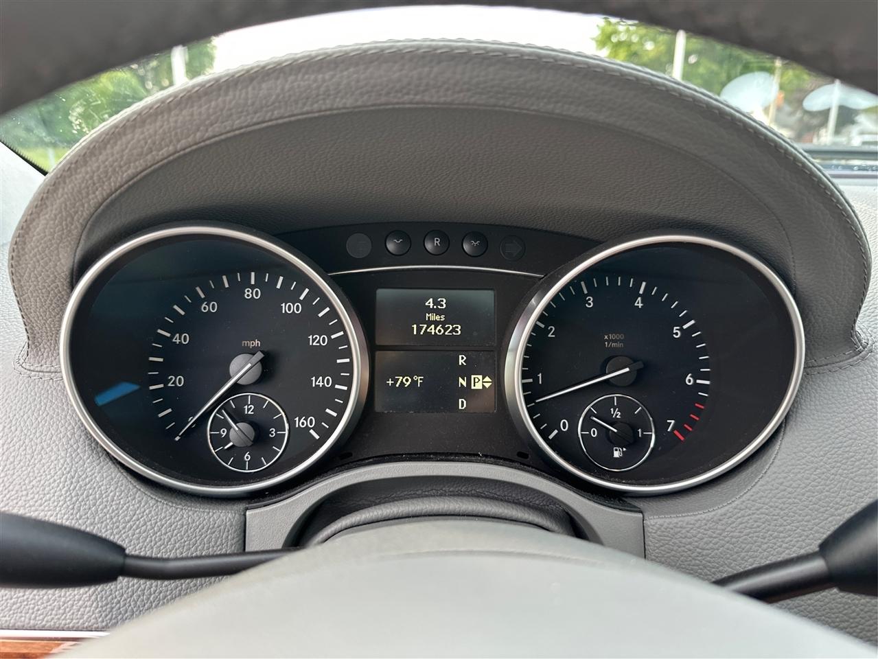 Mercedes-Benz GL-Class  2009