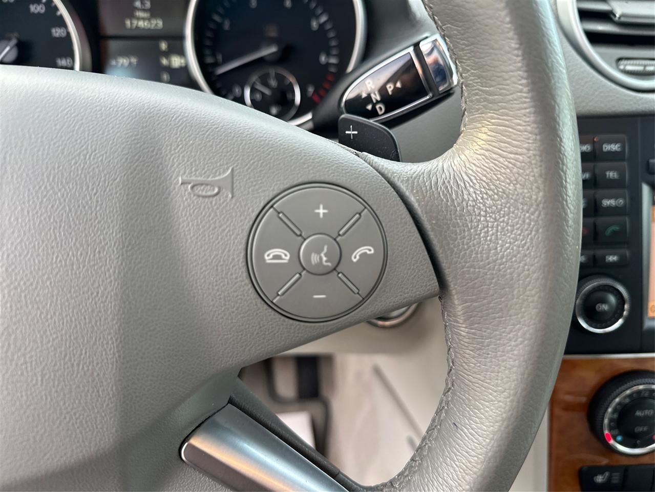 Mercedes-Benz GL-Class  2009