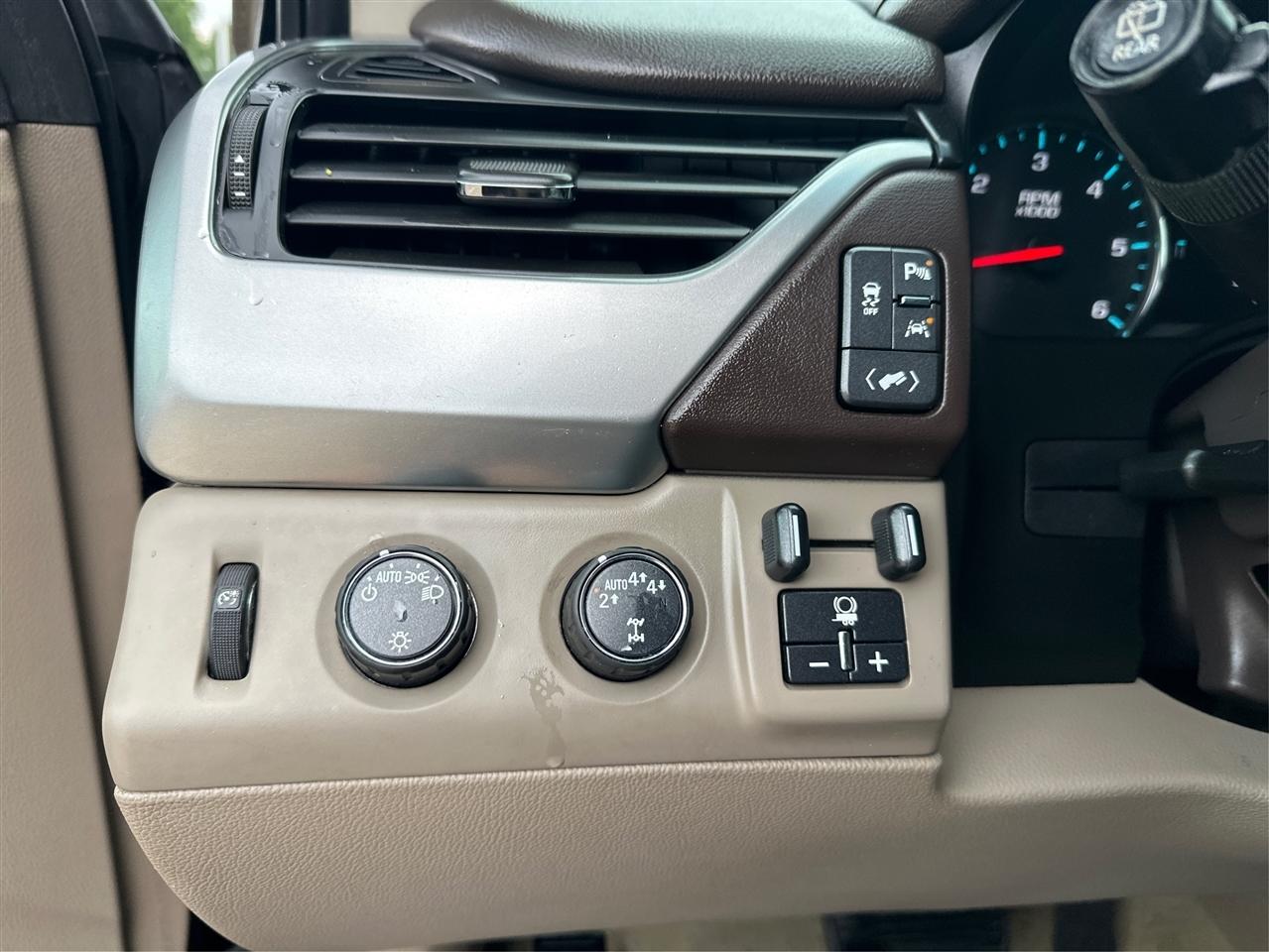 Chevrolet Tahoe  2017