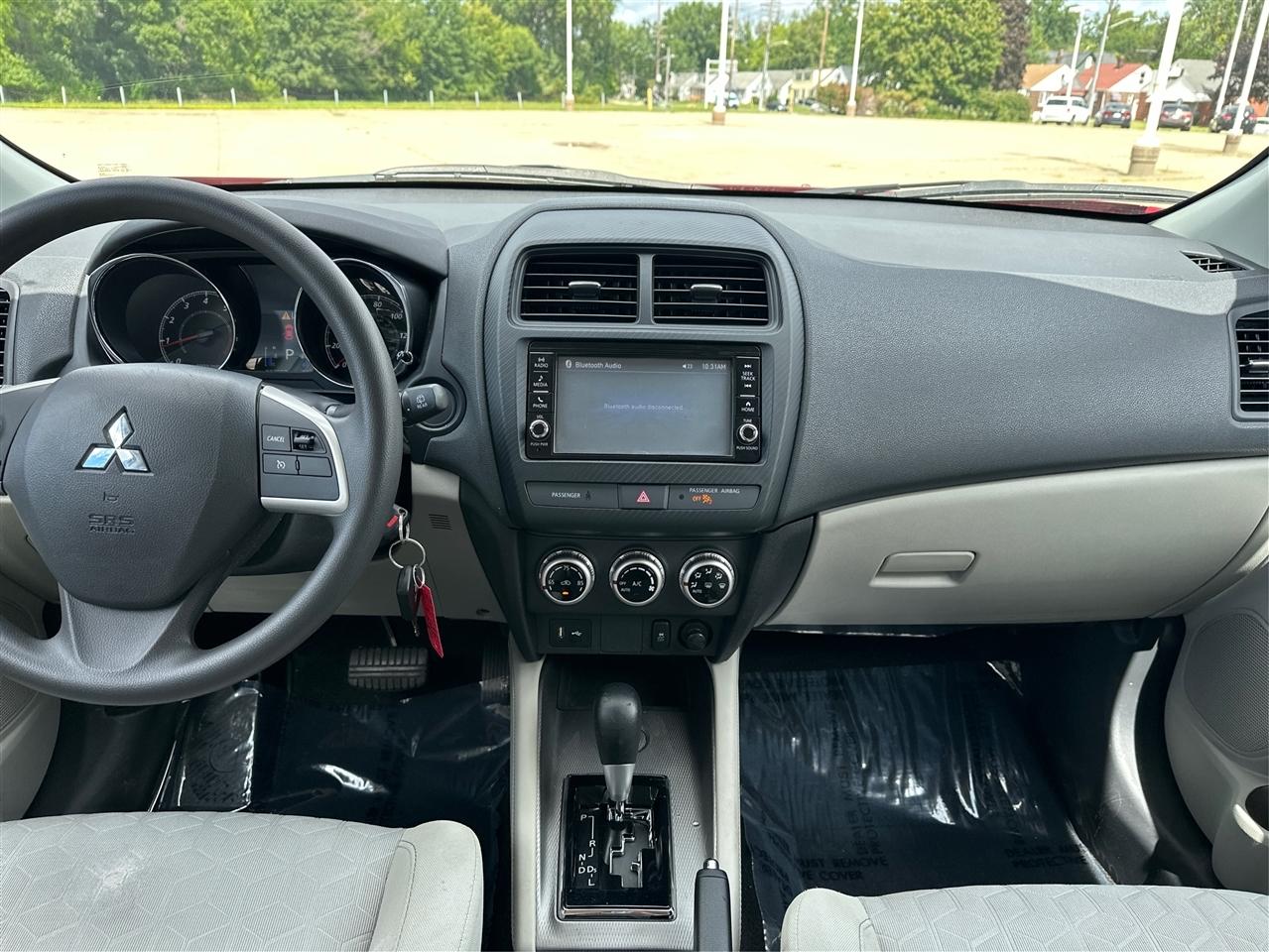 Mitsubishi Outlander Sport  2021