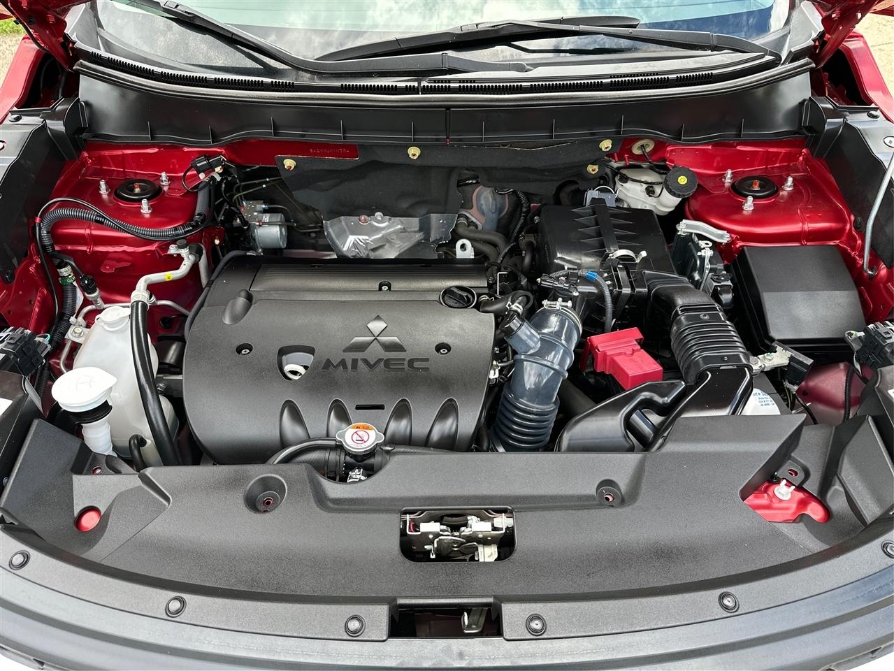 Mitsubishi Outlander Sport  2021
