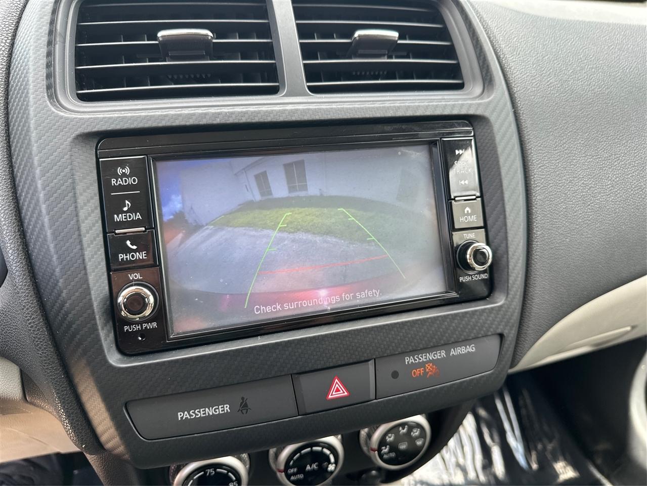 Mitsubishi Outlander Sport  2021