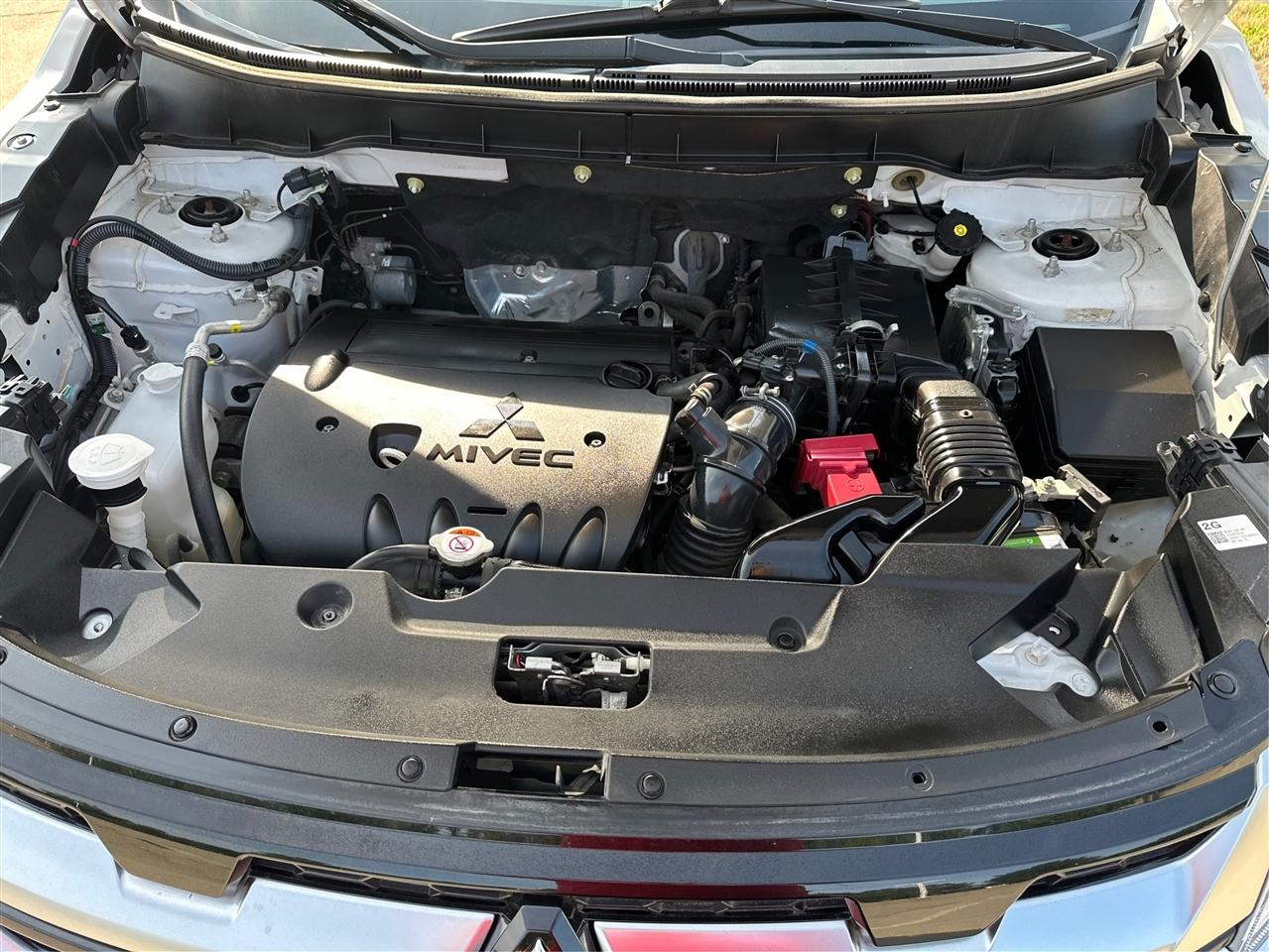 Mitsubishi Outlander Sport  2021