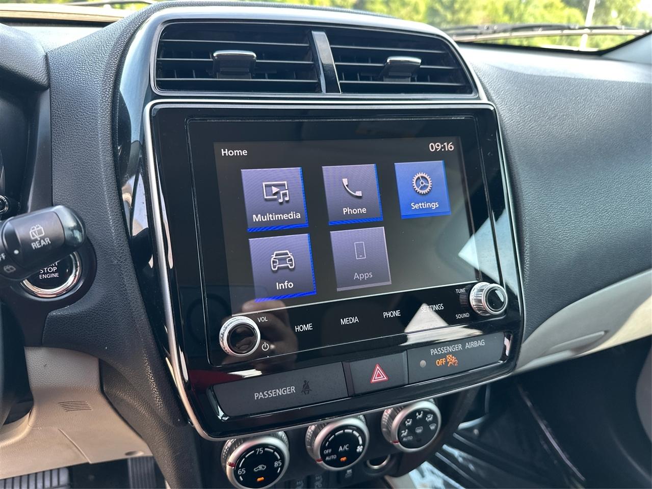 Mitsubishi Outlander Sport  2021
