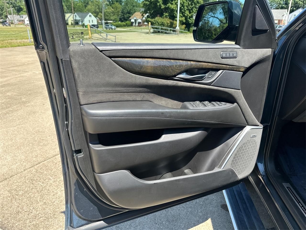 Cadillac Escalade  2019