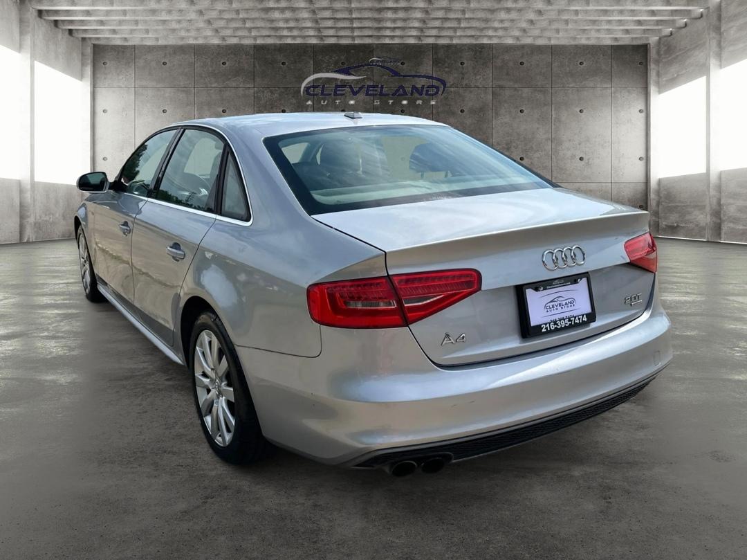 Audi A4  2015