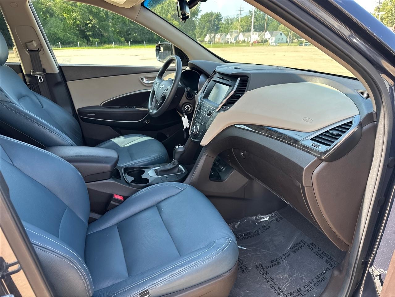 Hyundai Santa Fe  2017