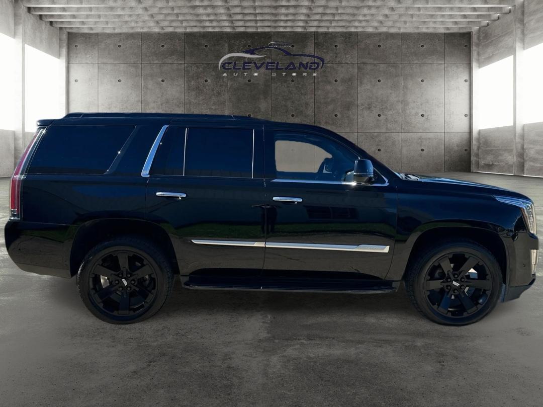 Cadillac Escalade  2018