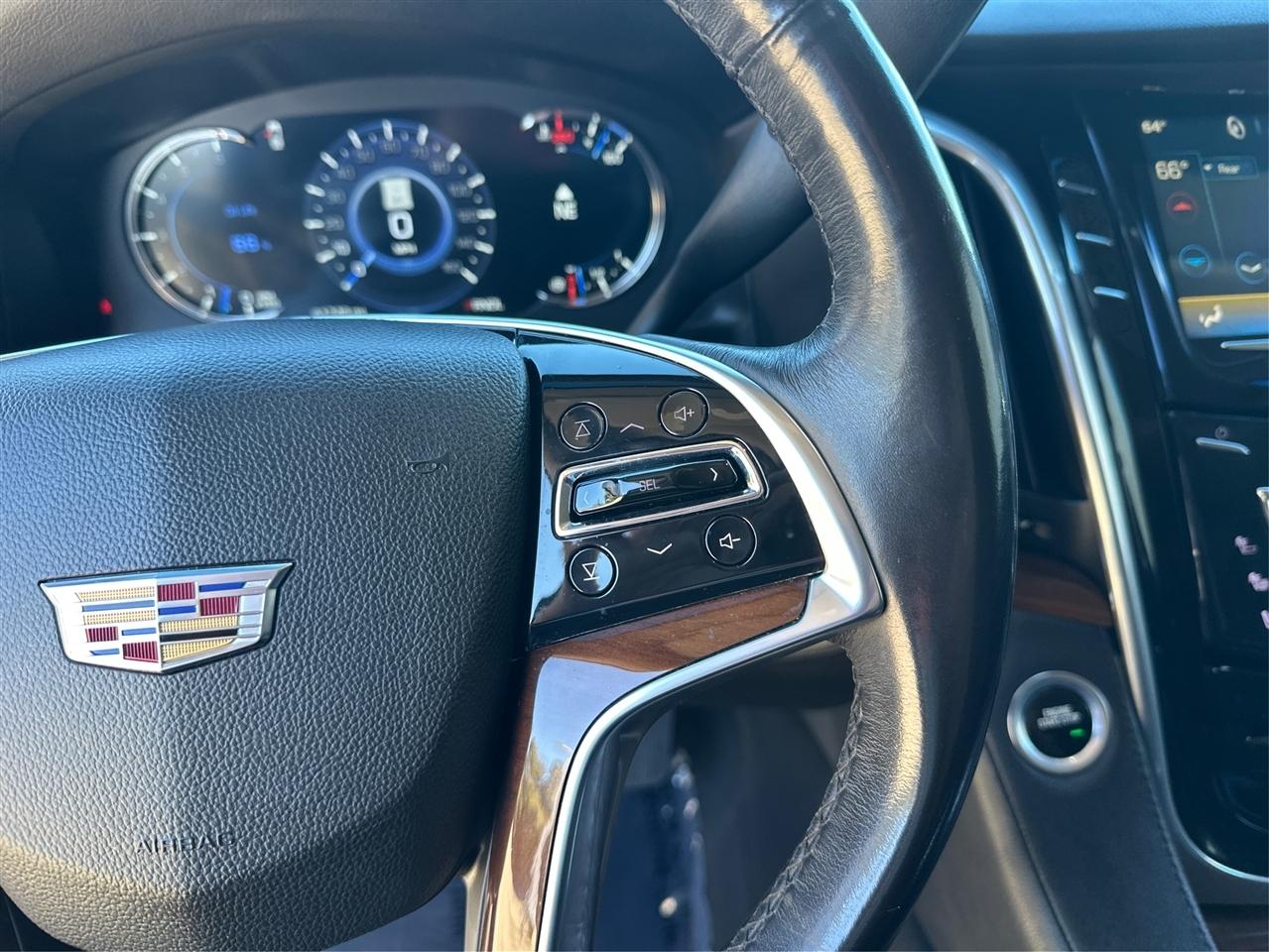 Cadillac Escalade  2018