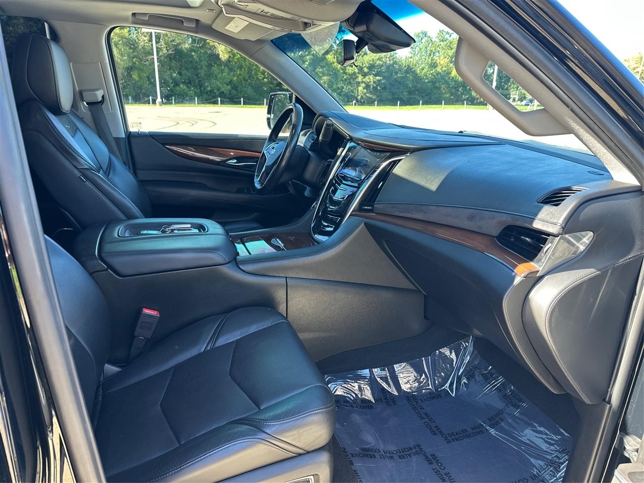 Cadillac Escalade  2018
