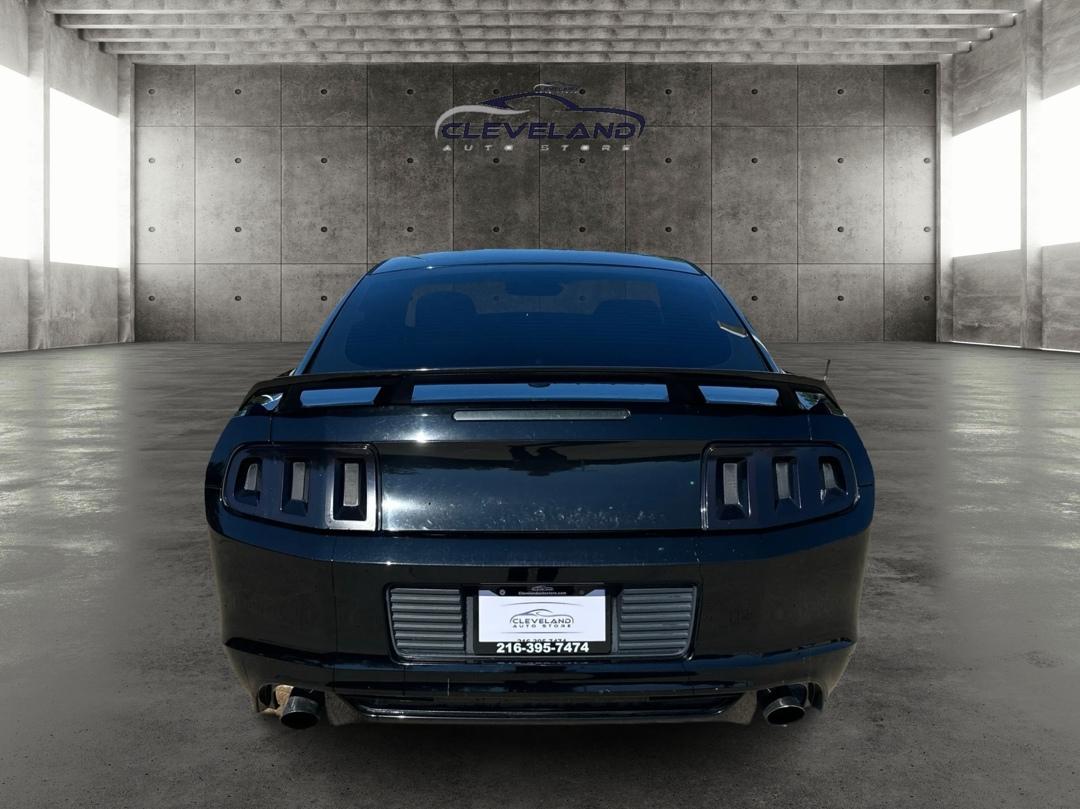 Ford Mustang  2013