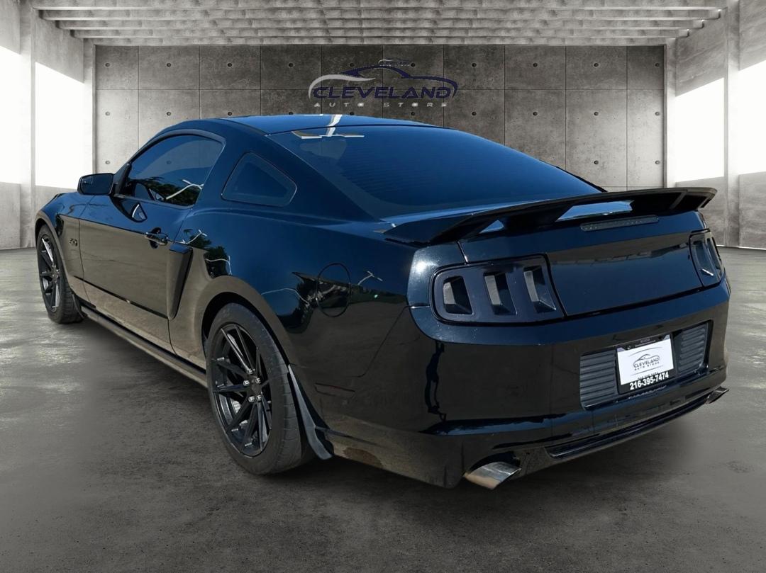 Ford Mustang  2013
