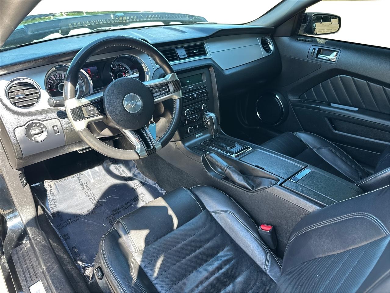 Ford Mustang  2013