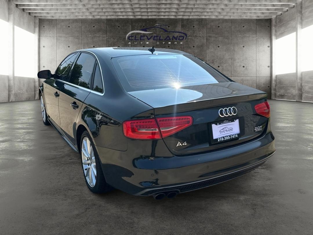 Audi A4  2015