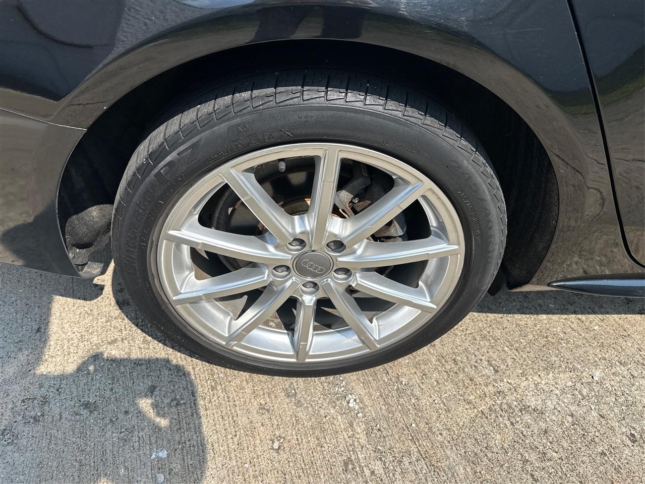Audi A4  2015