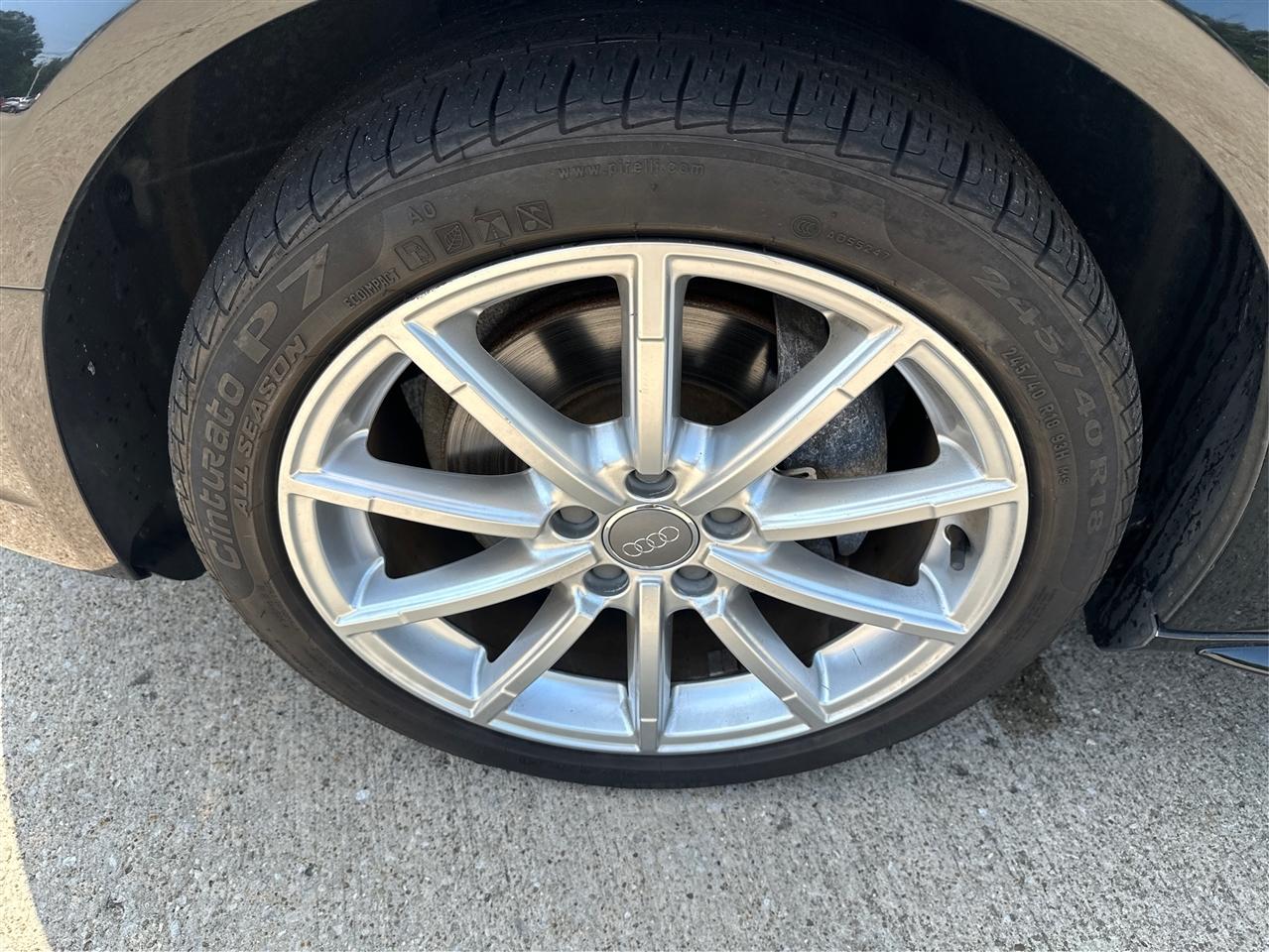 Audi A4  2015