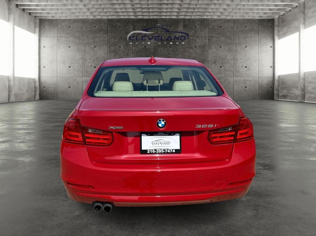 BMW 3-Series  2013