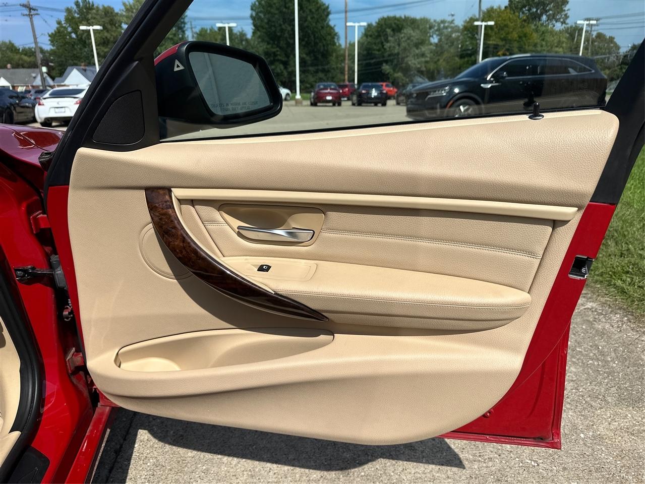 BMW 3-Series  2013
