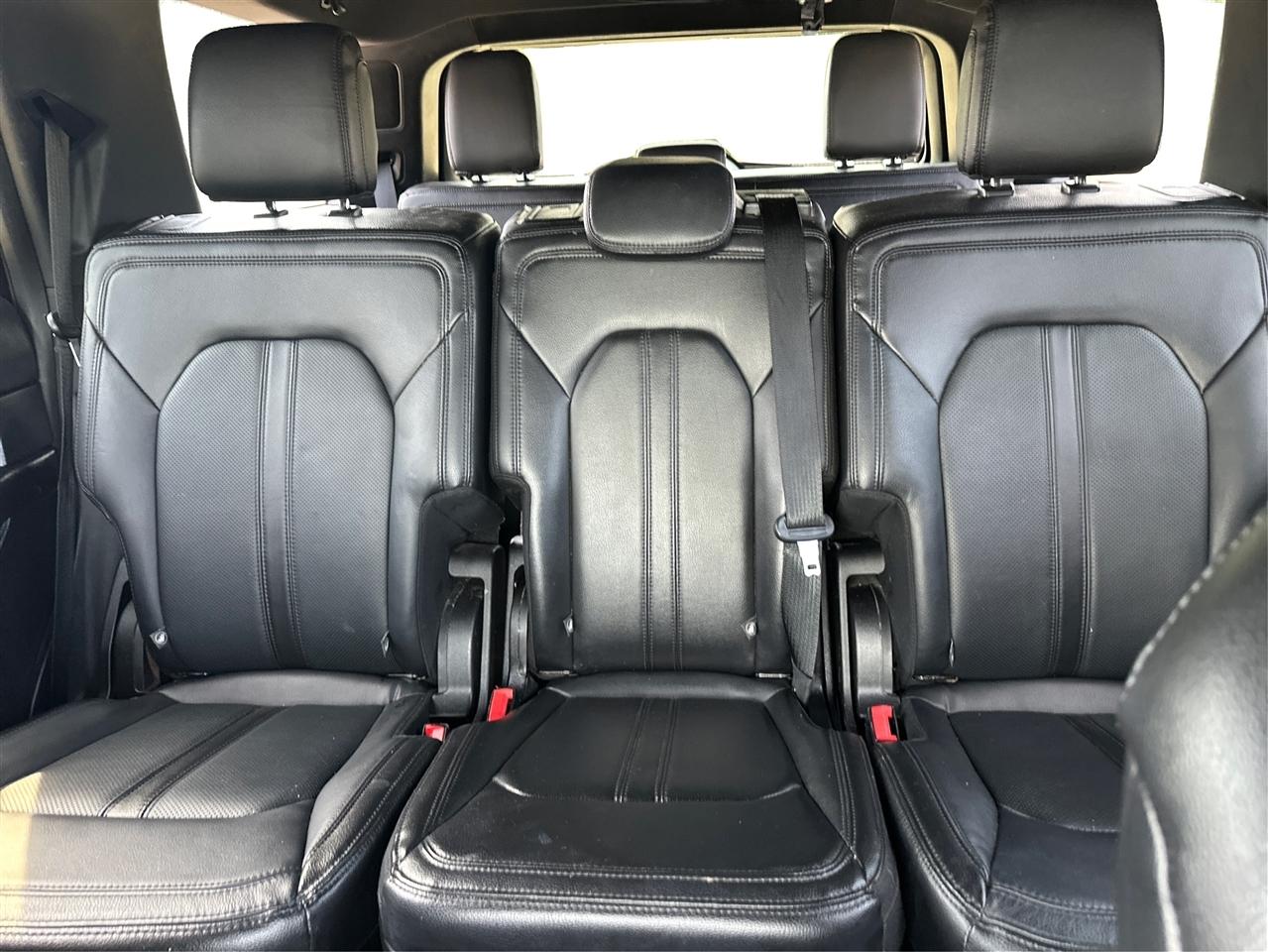Ford Expedition  2020