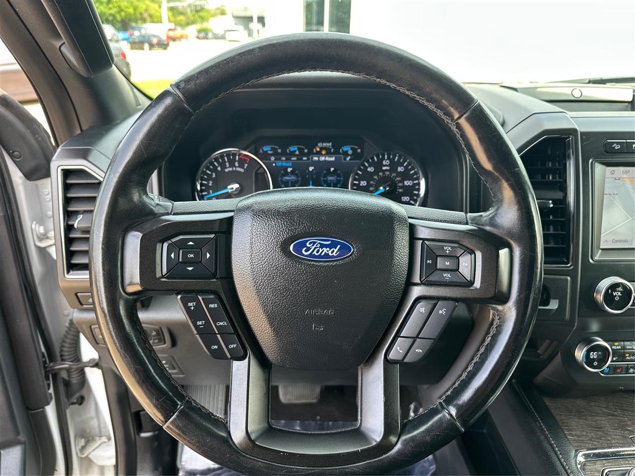 Ford Expedition  2020