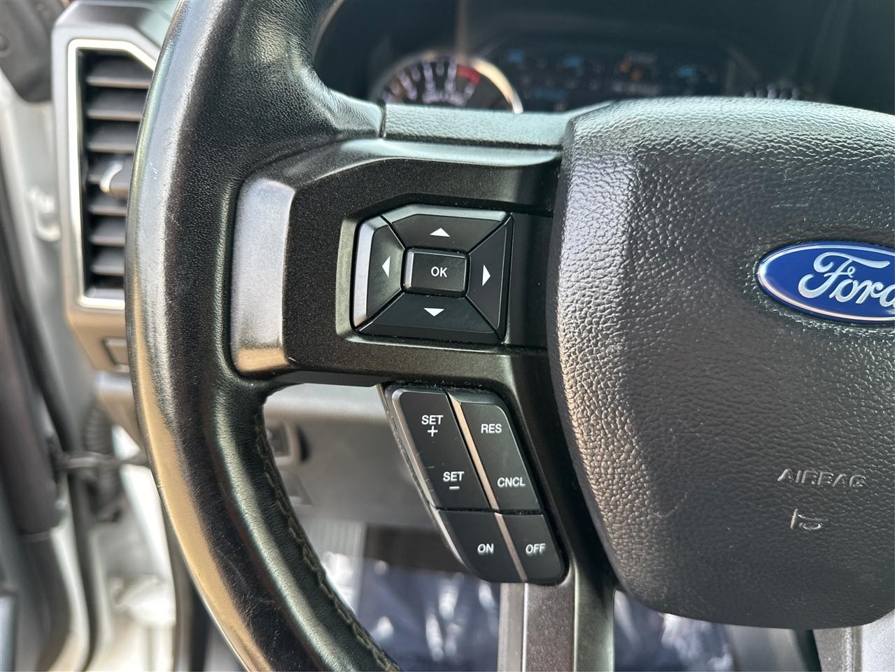 Ford Expedition  2020