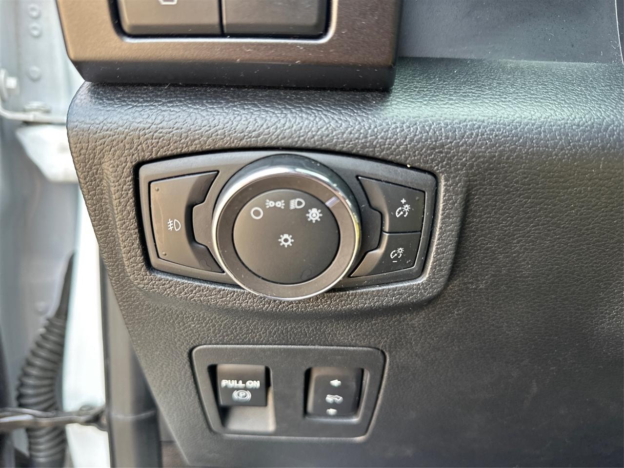 Ford Expedition  2020