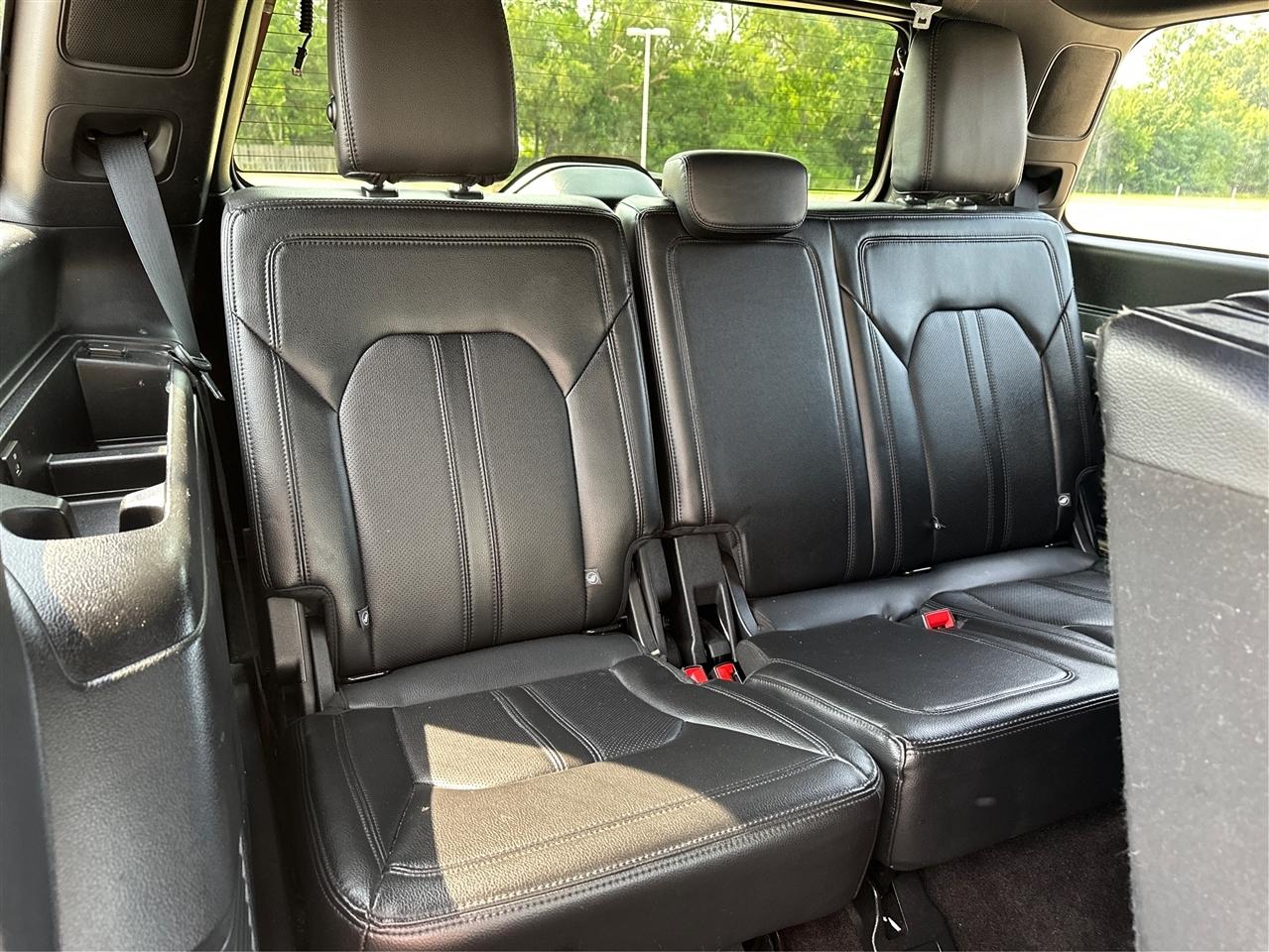 Ford Expedition  2020
