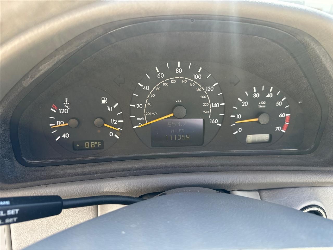 Mercedes-Benz CLK-Class  2000