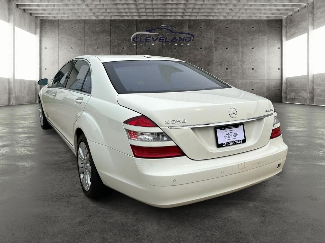 Mercedes-Benz S-Class  2009