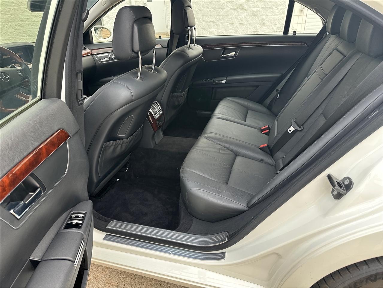 Mercedes-Benz S-Class  2009