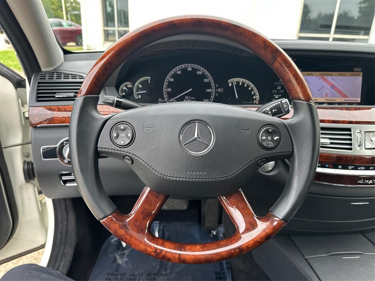 Mercedes-Benz S-Class  2009