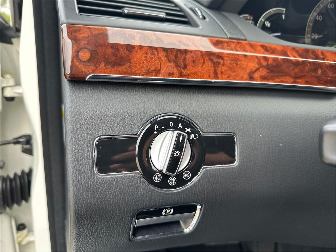Mercedes-Benz S-Class  2009