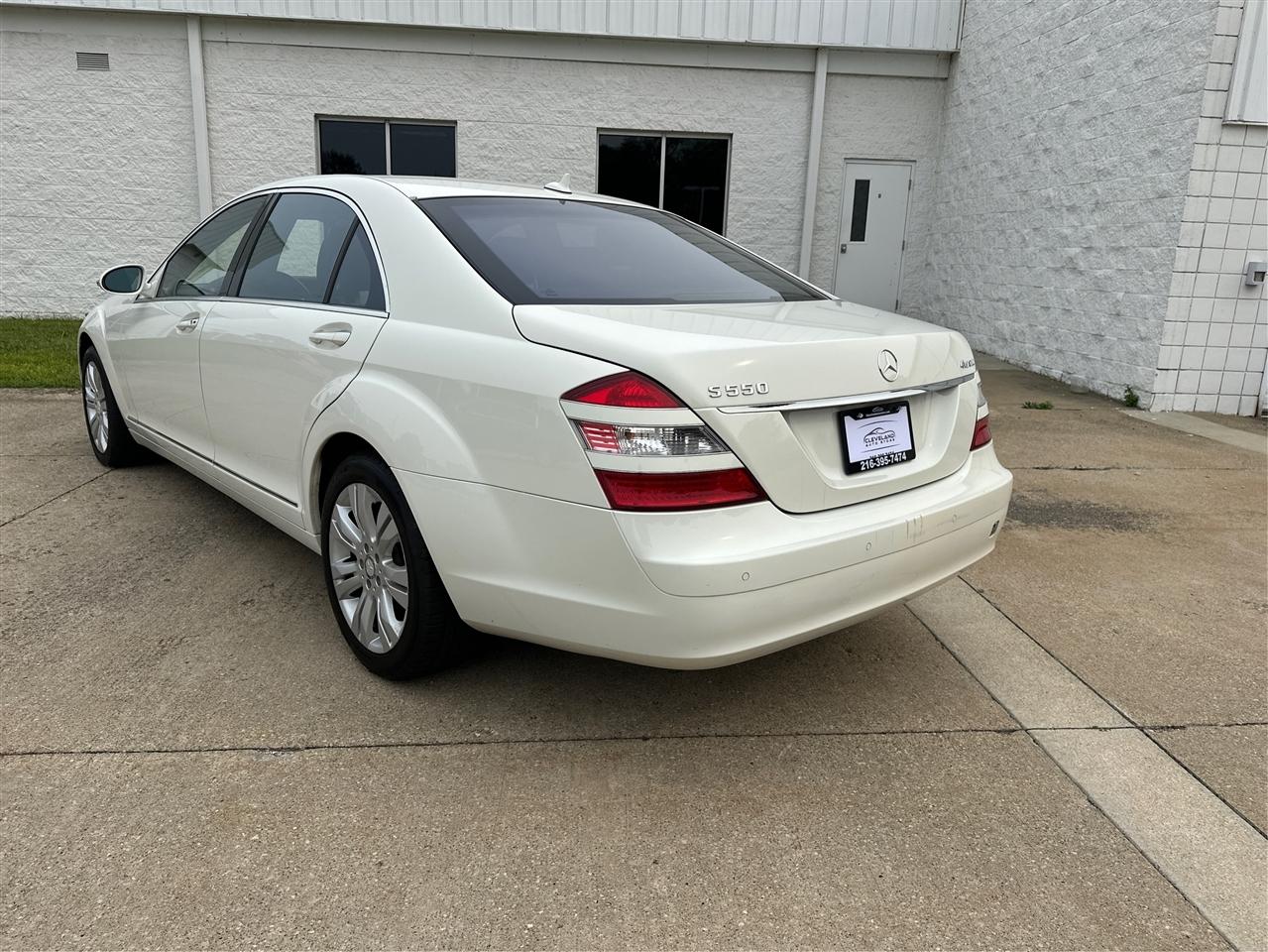 Mercedes-Benz S-Class  2009