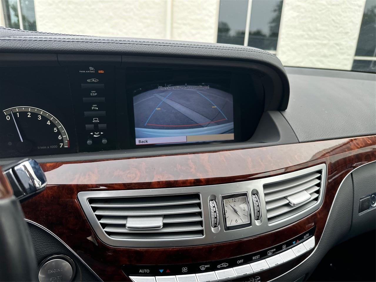 Mercedes-Benz S-Class  2009