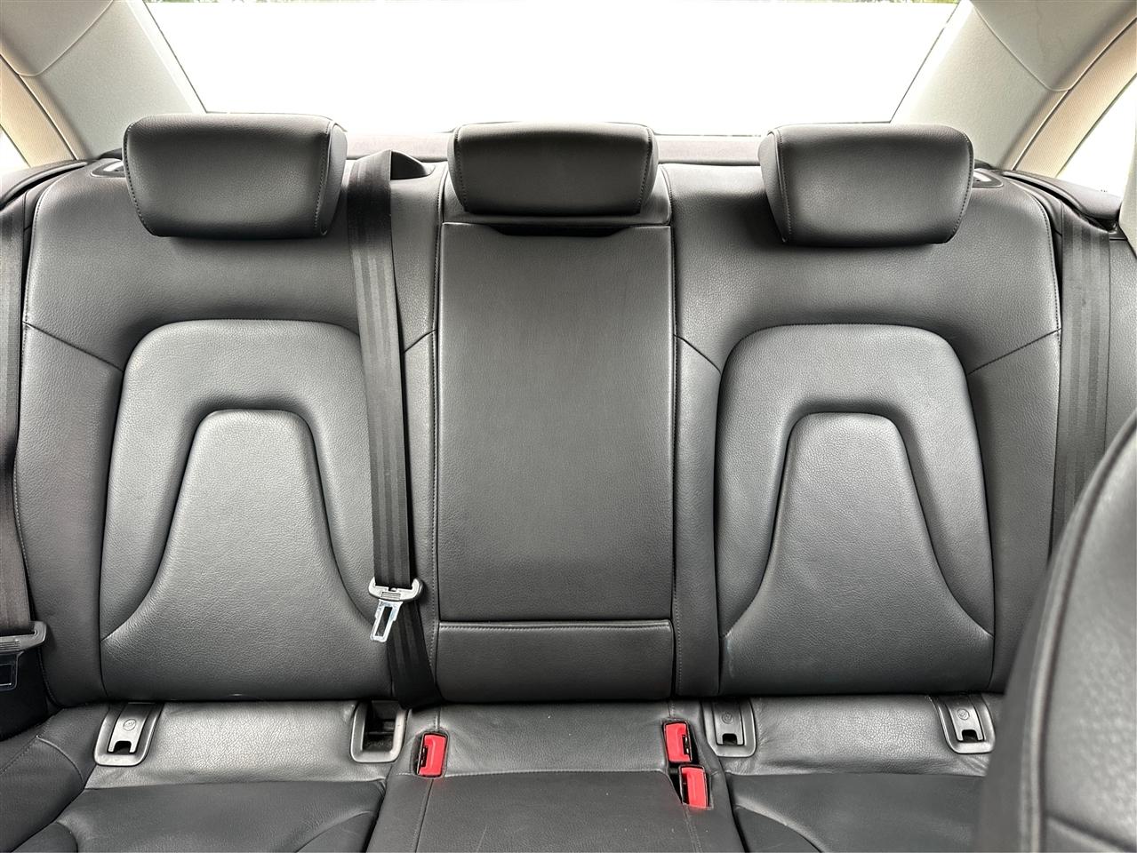 Audi A4  2010