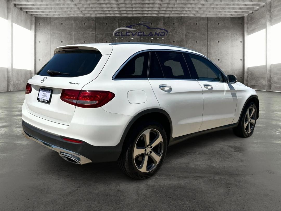 Mercedes-Benz GLC-Class  2017