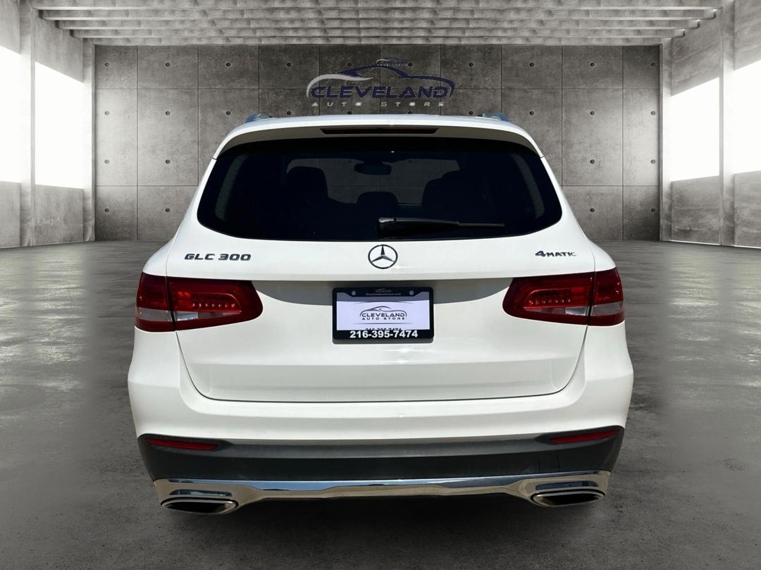 Mercedes-Benz GLC-Class  2017