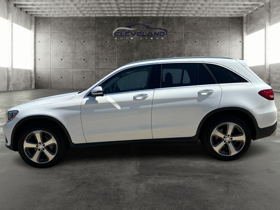 Mercedes-Benz GLC-Class  2017