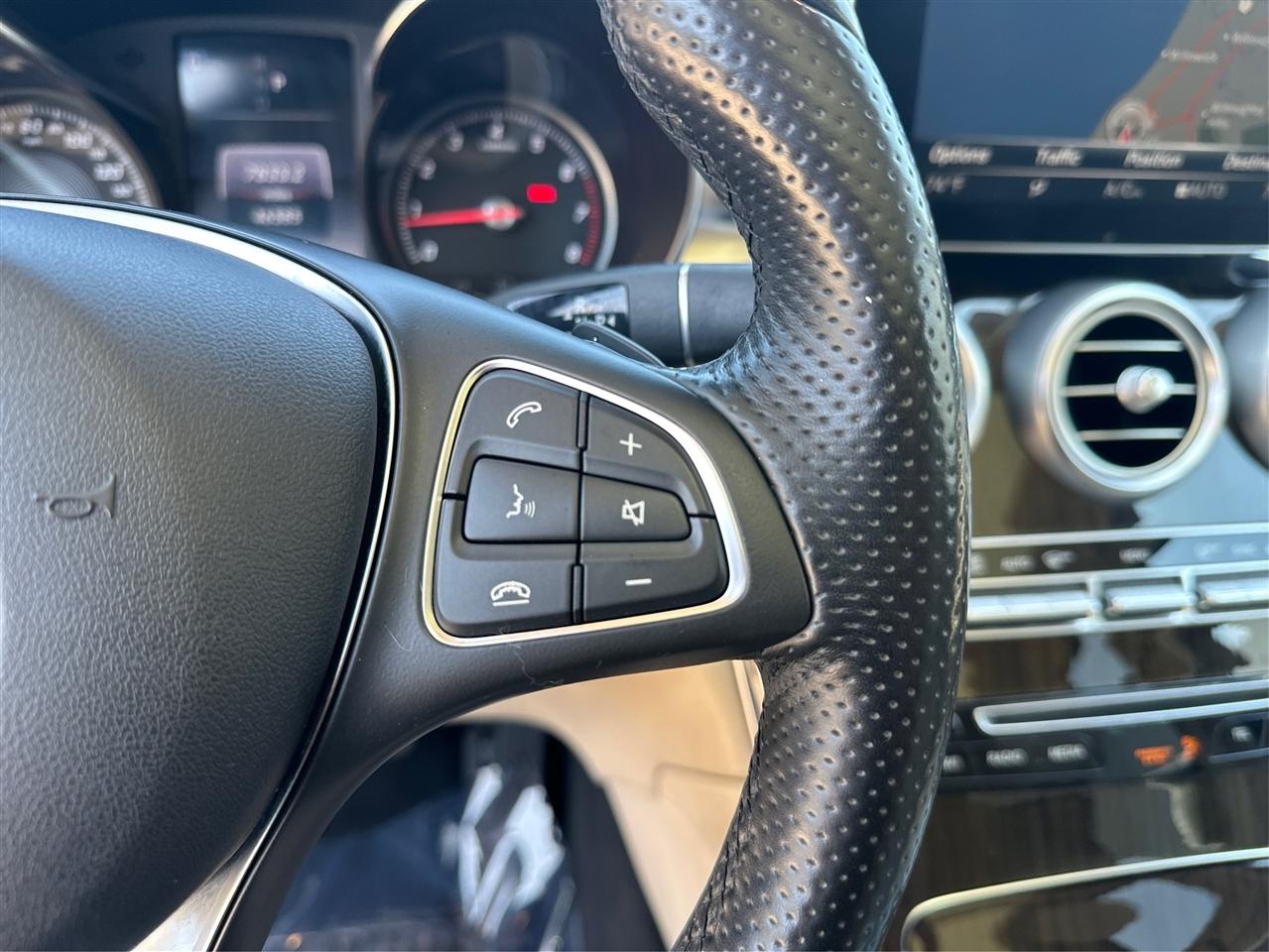 Mercedes-Benz GLC-Class  2017