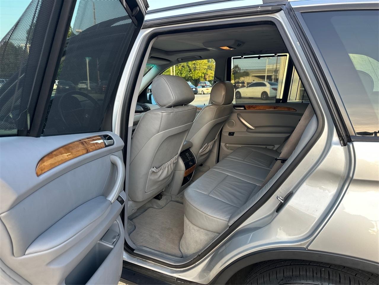BMW X5  2003