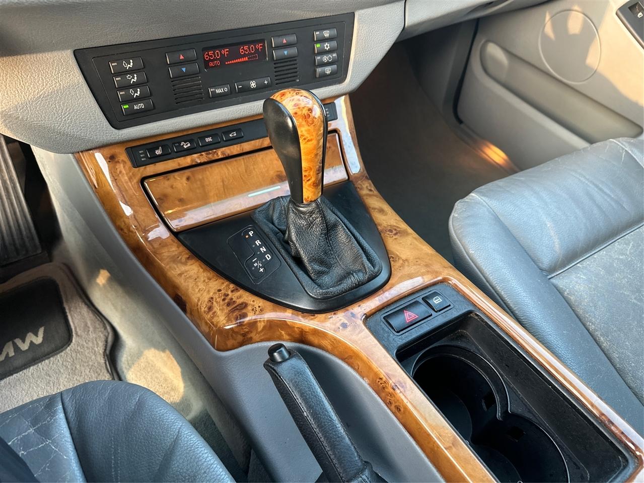 BMW X5  2003
