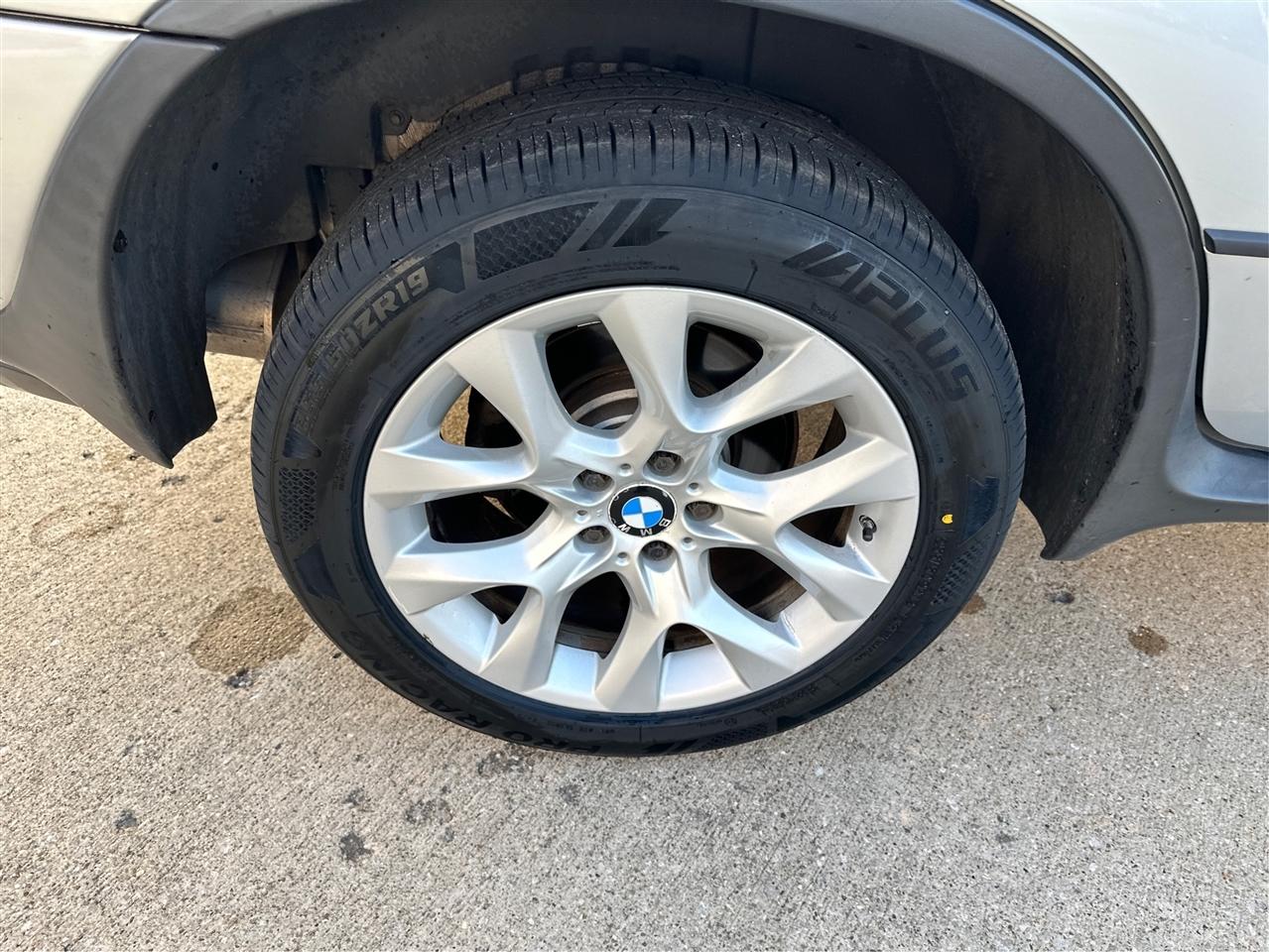BMW X5  2003