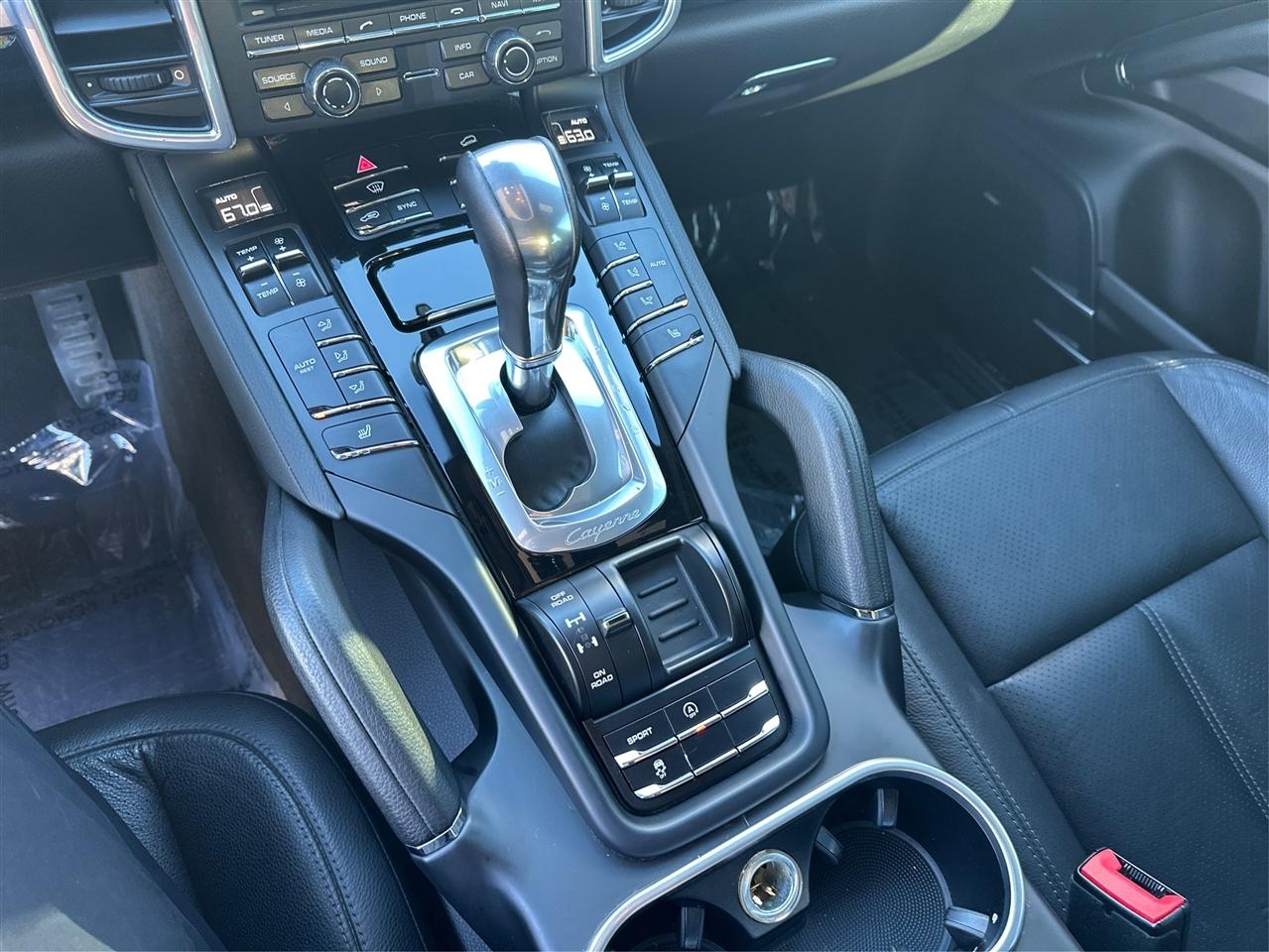 Porsche Cayenne  2014