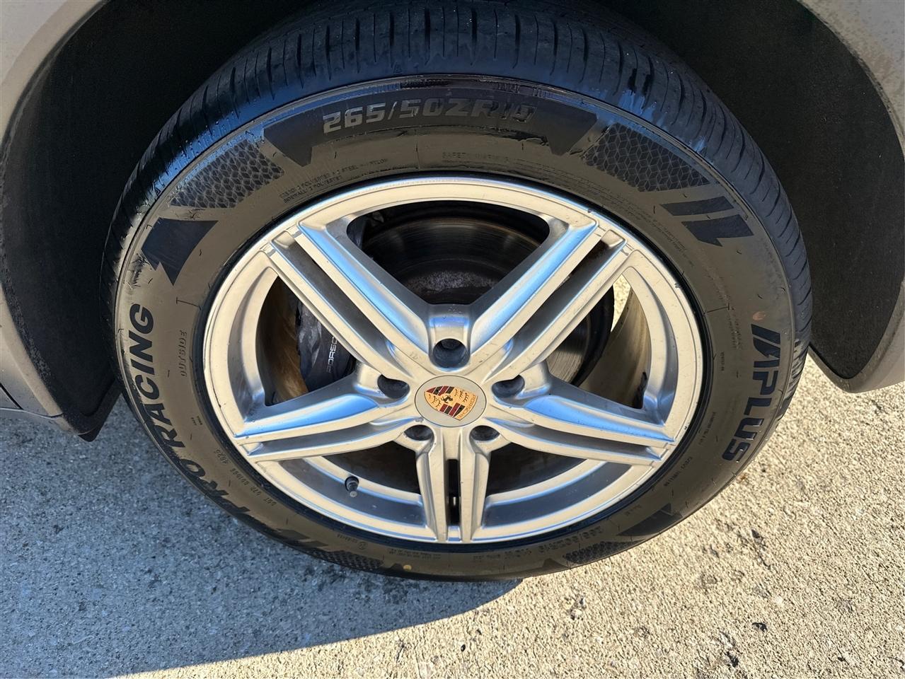 Porsche Cayenne  2014