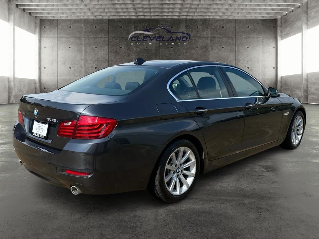 BMW 5-Series  2015