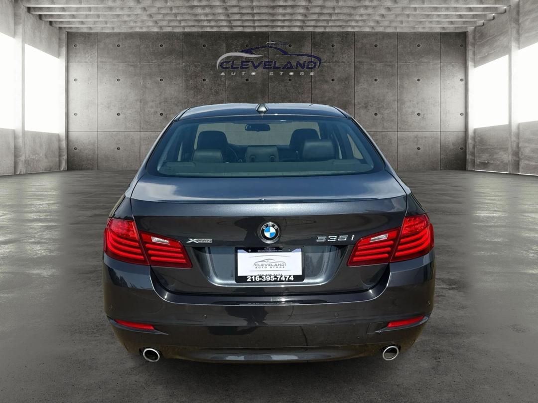 BMW 5-Series  2015