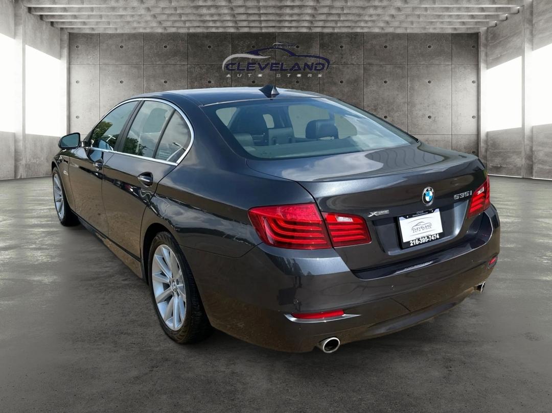 BMW 5-Series  2015