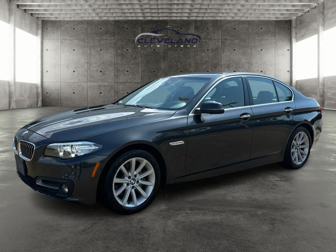 BMW 5-Series  2015